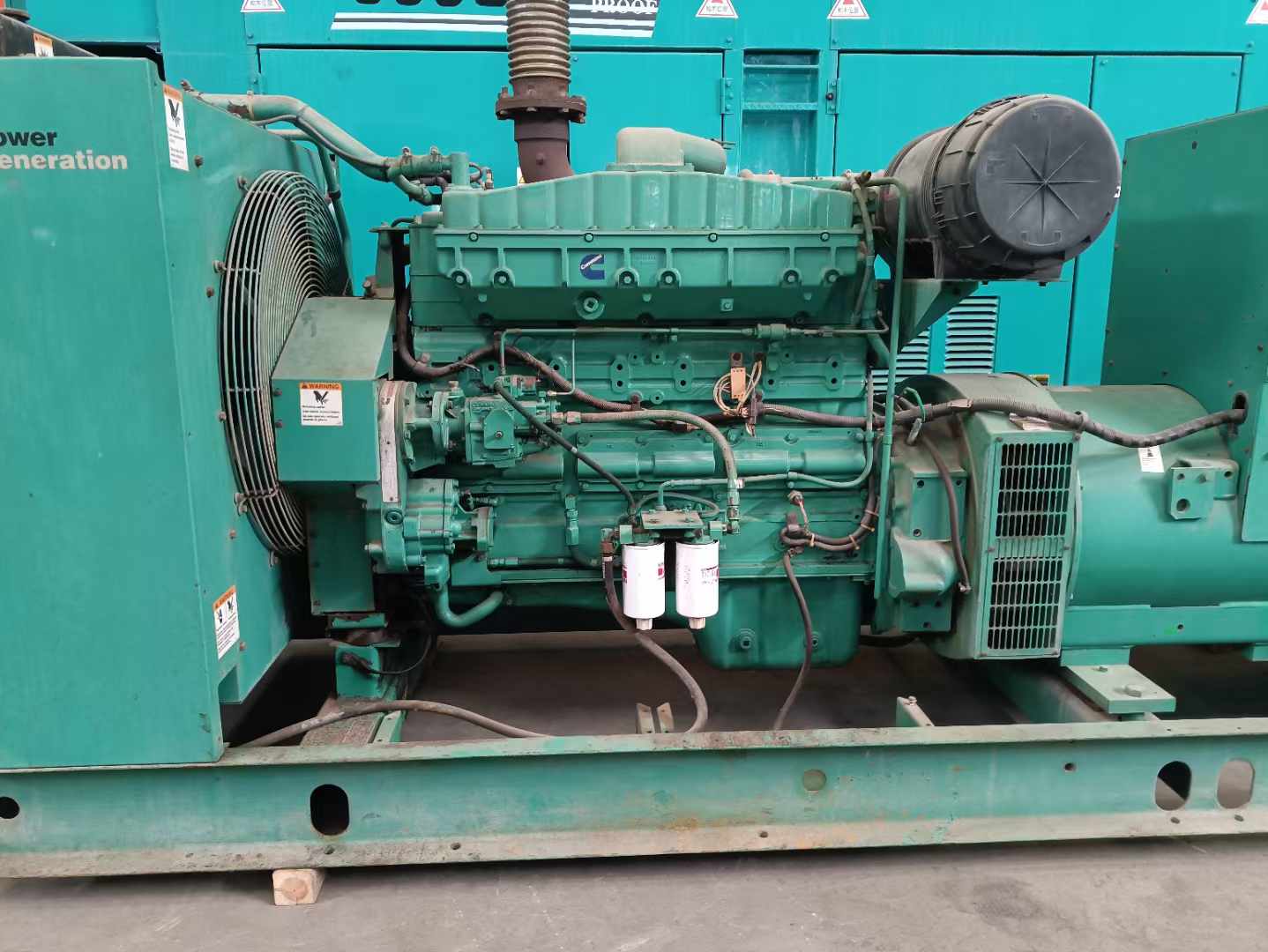 南皮过载会对 600kW 柴油发电机组造成哪些损害？