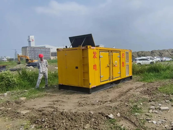 南皮200KW柴油发电机机组每小时的油耗量受哪些因素影响？