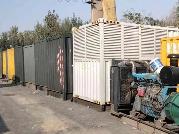 南皮200KW柴油发电机机组每小时油耗是多少？